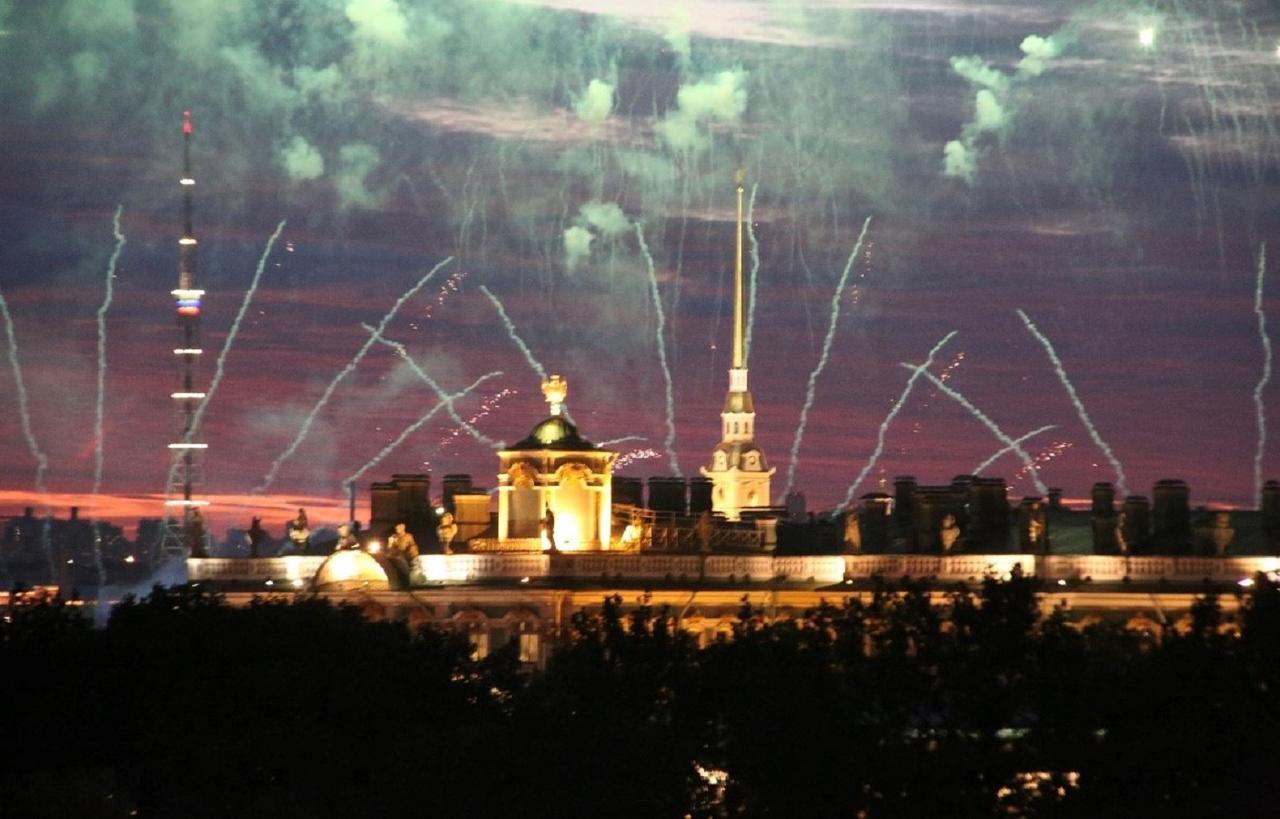 Solo Panorama Palace Square Санкт Петербург Екстериор снимка